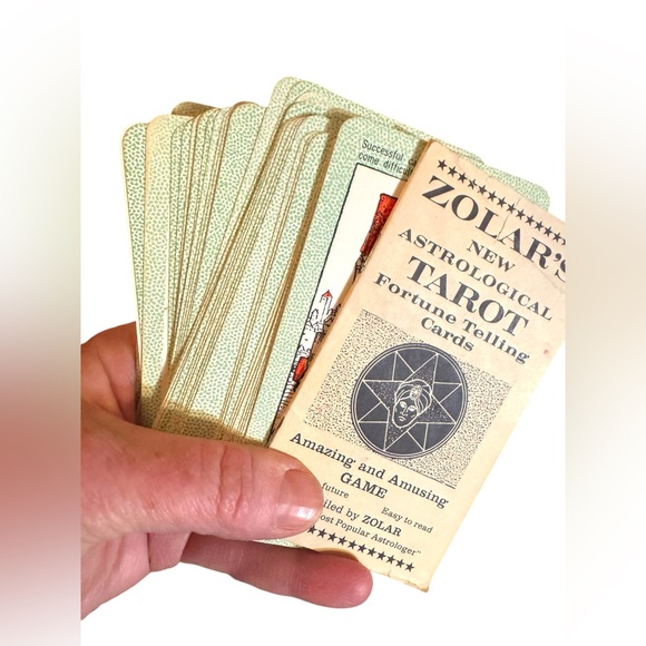 C1965 VINTAGE ZOLAR'S NEW ASTROLOGICAL TAROT FORTUNE TELLING CARDS OOP VG - Picture 3 of 9